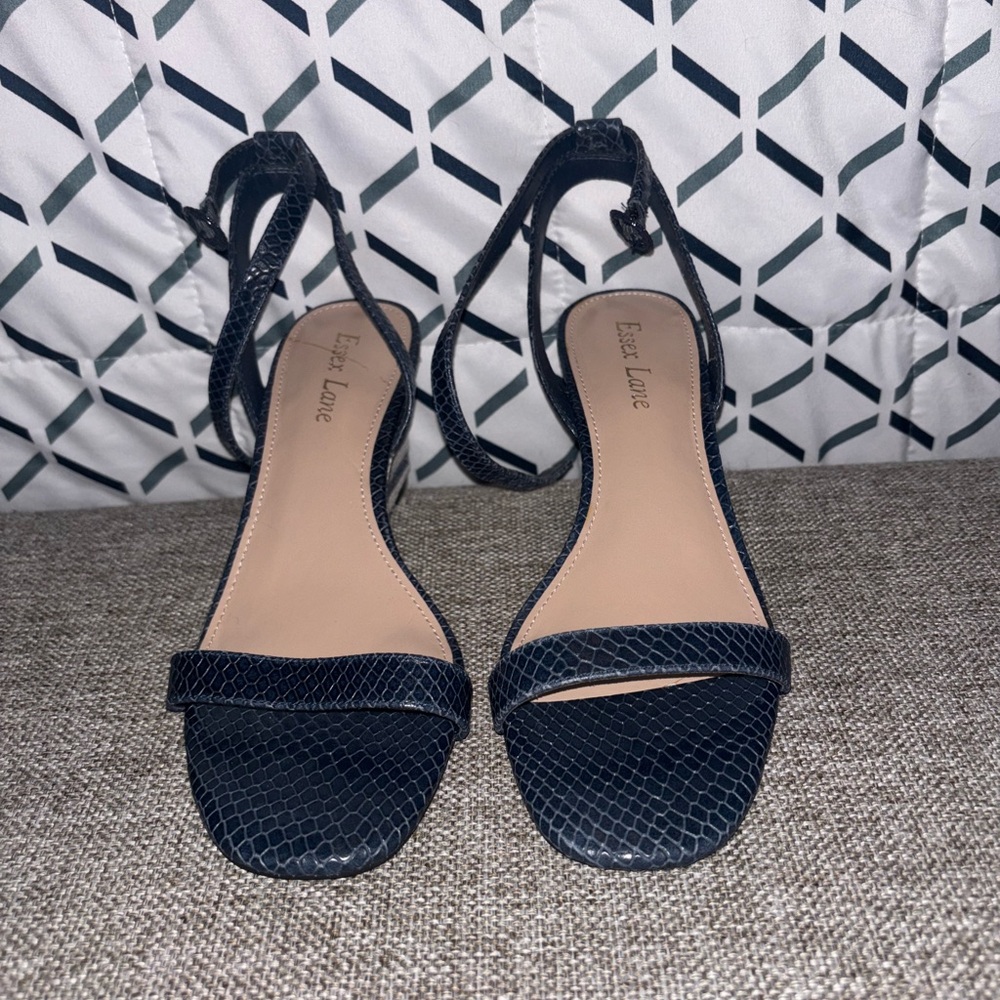 Everlane Black Textured Women's Sandals